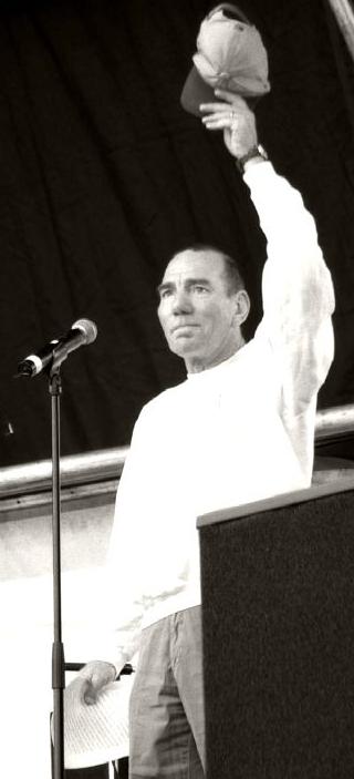 pete postlethwaite
