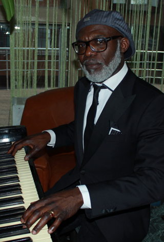 eriq ebouaney