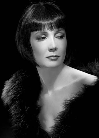 sabine azéma
