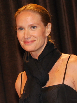 kelly lynch