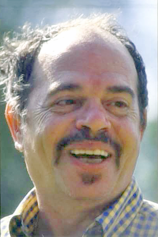 ticky holgado