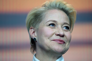 trine dyrholm