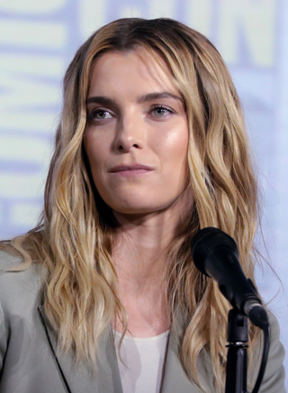 betty gilpin