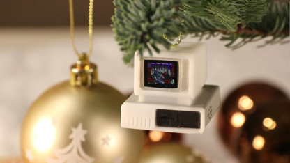 Insolite : Doom jouable dans une boule de Noël !